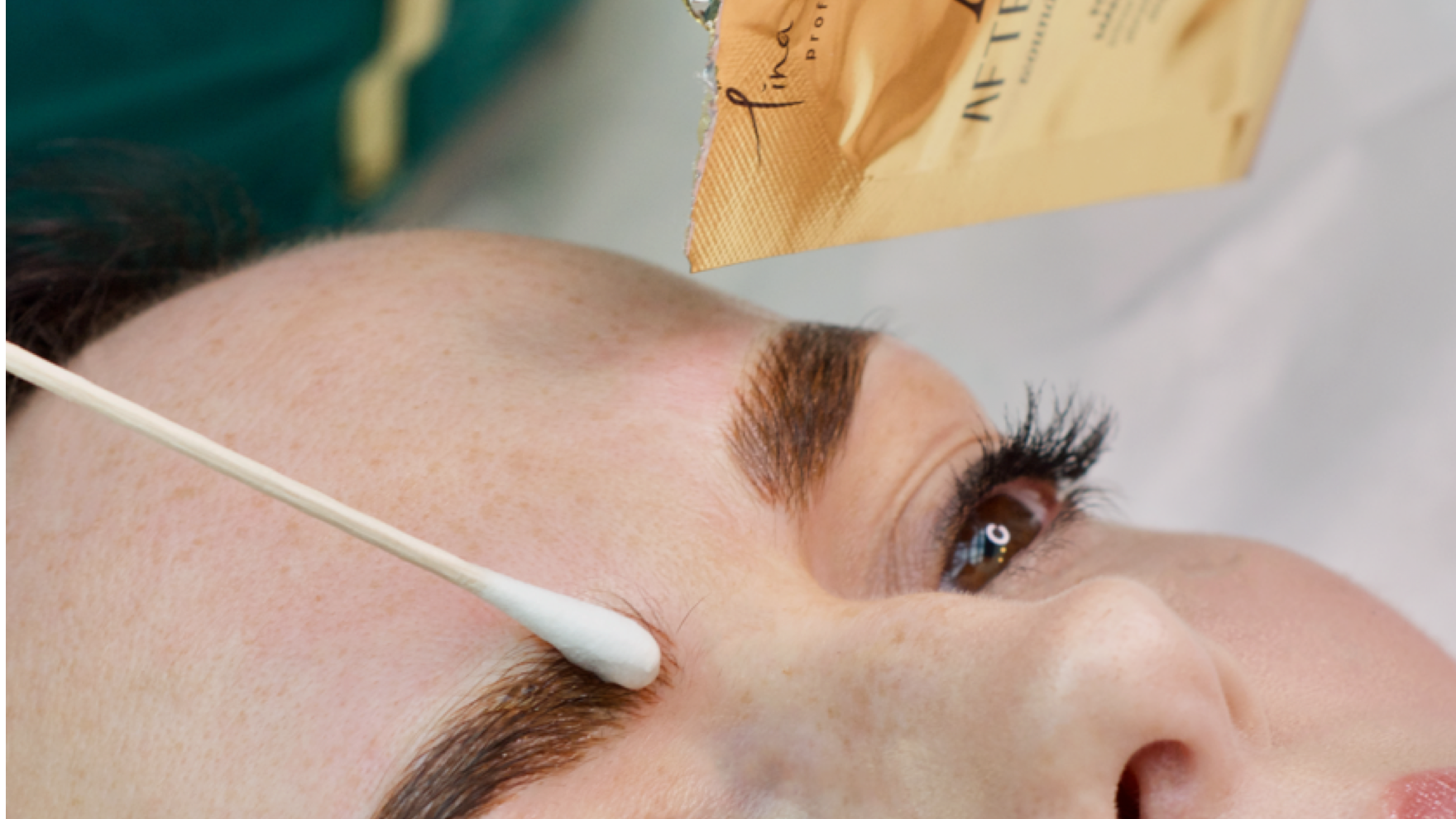 Eyebrow Permanent Makeup Aftercare - The Do's and Don'ts after PMU –  ADOREYES