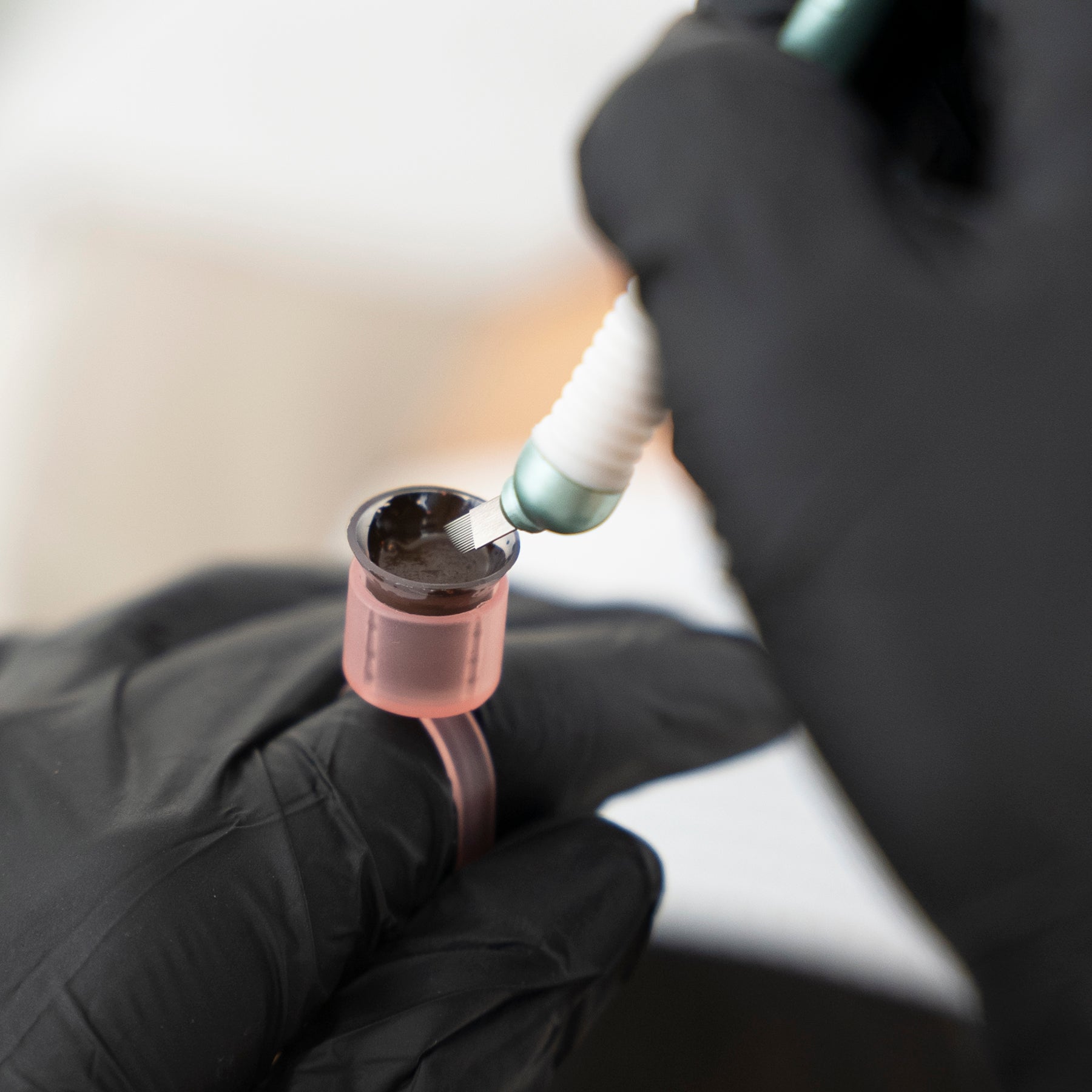 Pigment Ring with Sponge - Permanent Makeup Supplies for PMU Artists - Tina Davies Professional