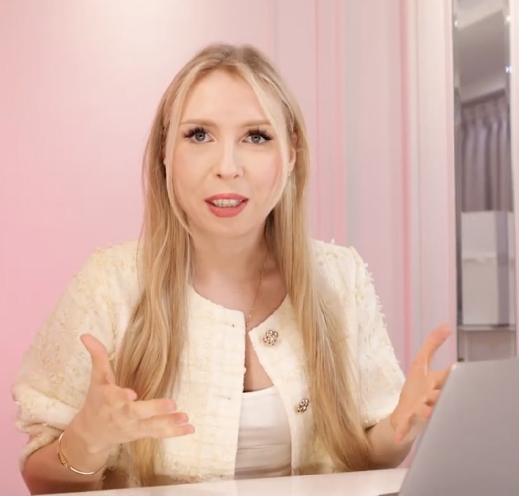 The Booked - Out Blueprint: From Passion to Profit by Slesh Teray - Tina Davies Professional