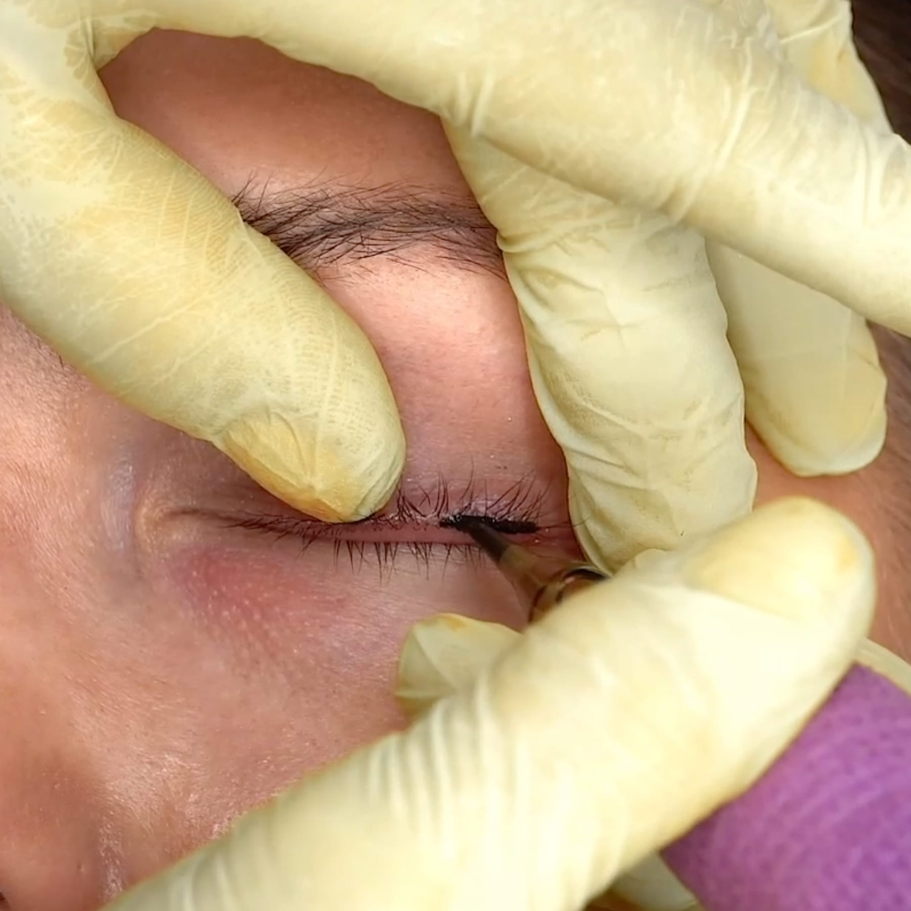 Modern, Defined Eyes: Soft Winged Liner By Stefanie Toms